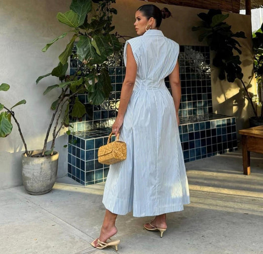 Robe longue sans manche à rayures